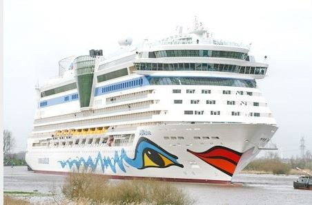 AIDA-auf-der-Ems-gebaut-auf-der-Meyer-Werft